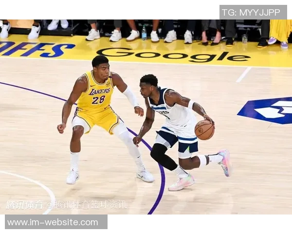 华子在湖人主场远投绝杀瞬间回顾我的儿昨日精彩表现